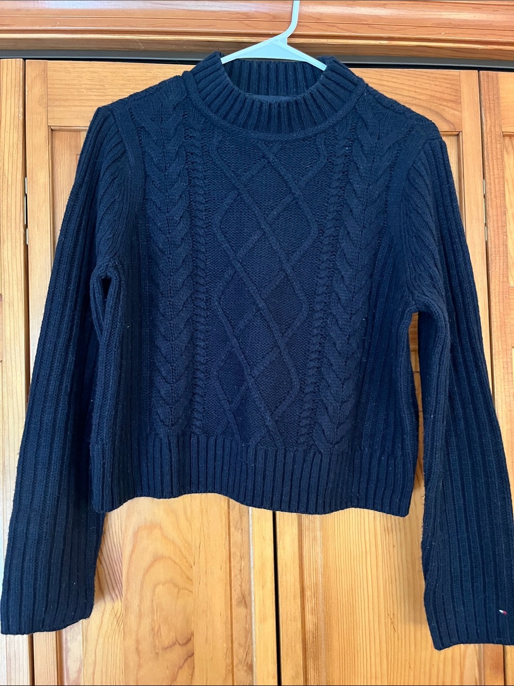 Tommy Hilfiger Navy Blue Cable-Knit Crewneck Sweater
